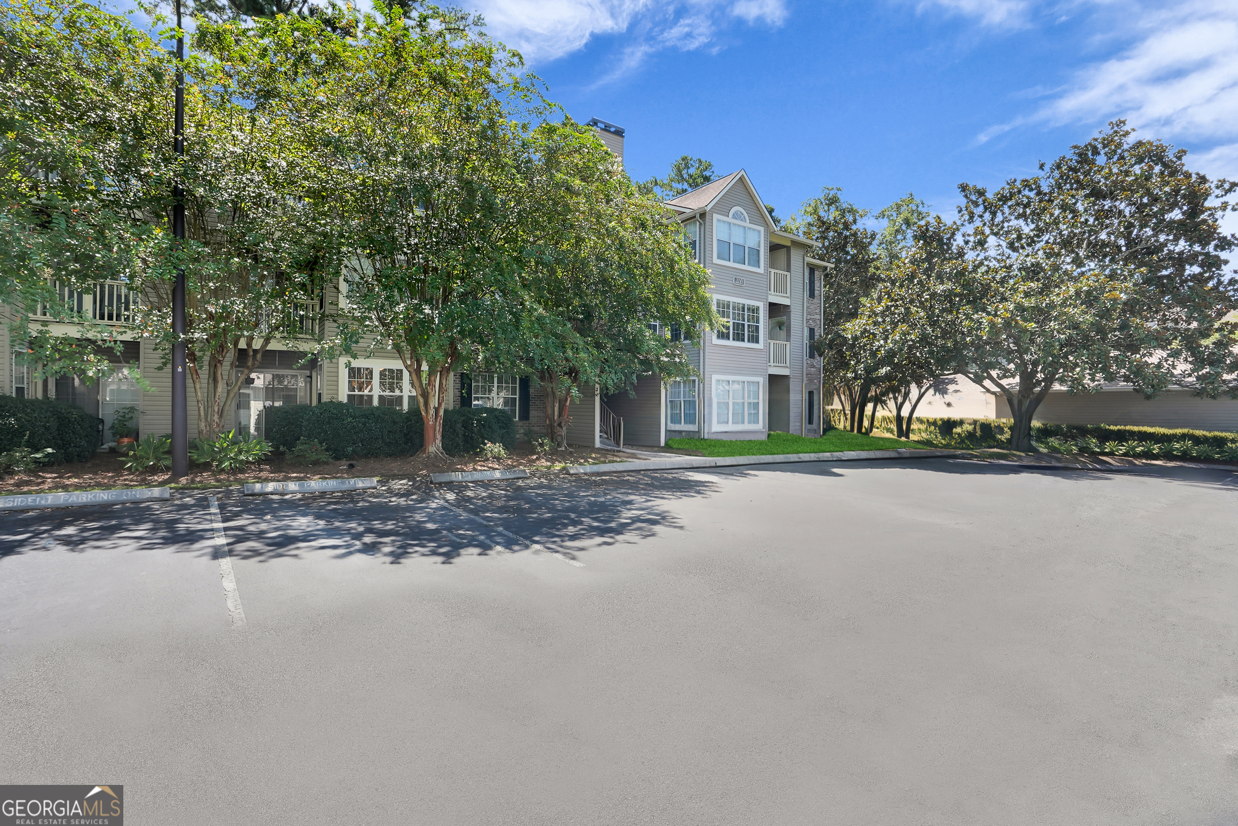 12300 Apache AVE APT 213