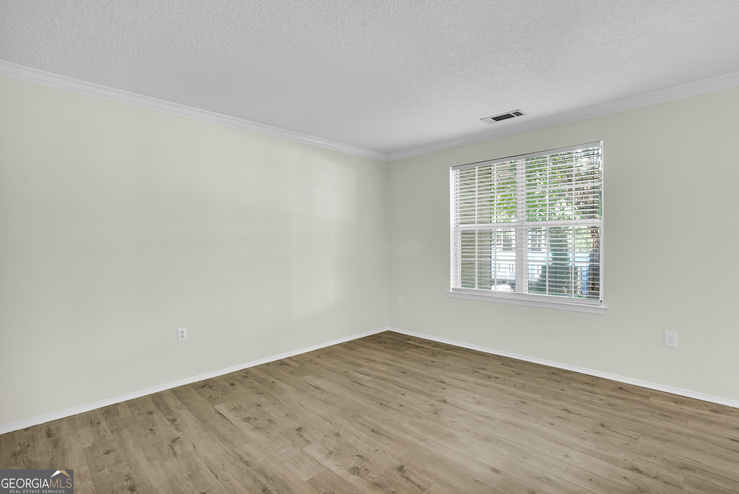 12300 Apache AVE APT 213