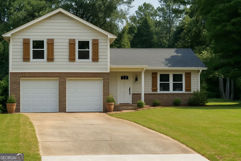 Photo of 5800 Cedar Lane SW, Mableton, GA 30126 (MLS # 10668155)