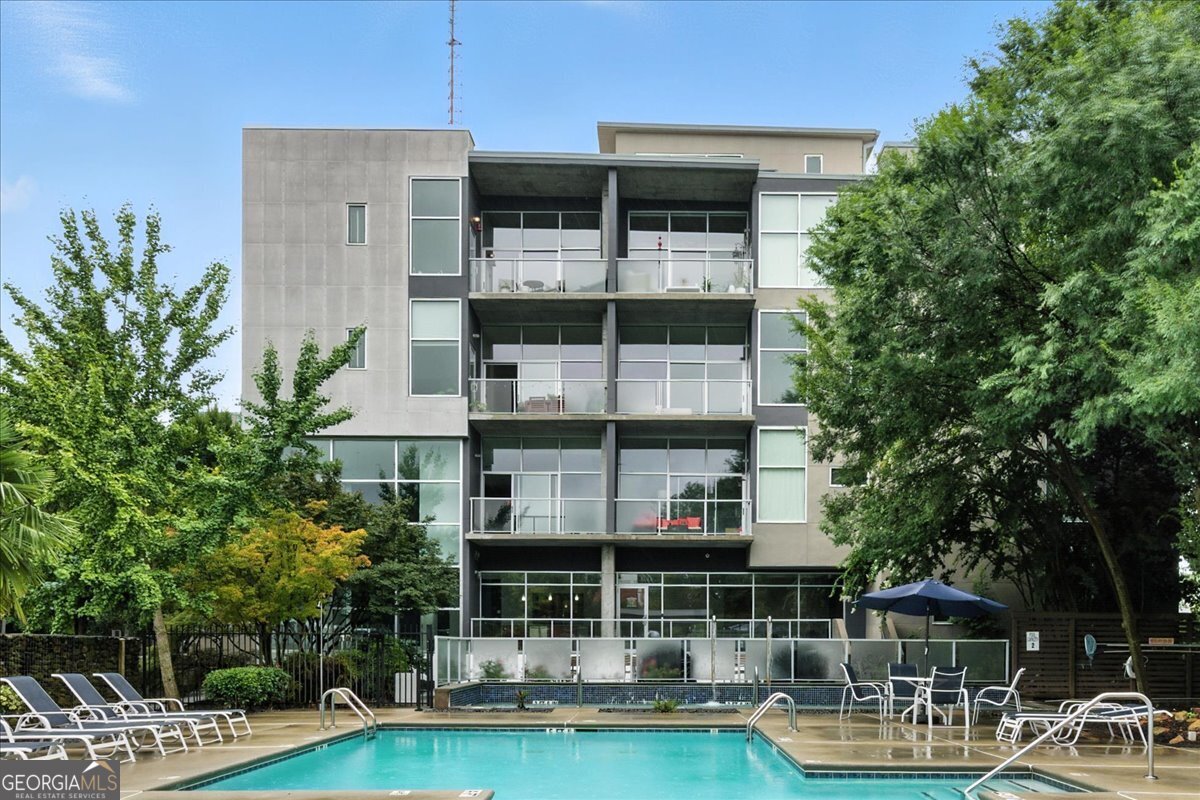 130 Arizona AVE NE 407