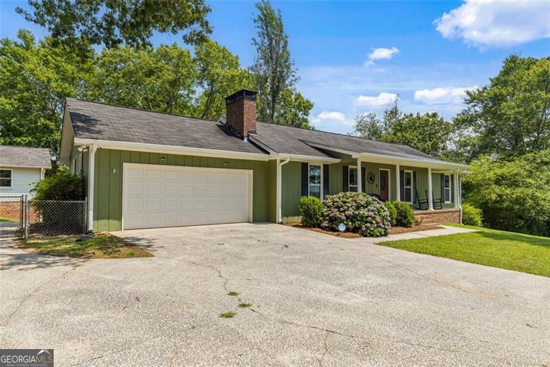11952 E CHEROKEE DR