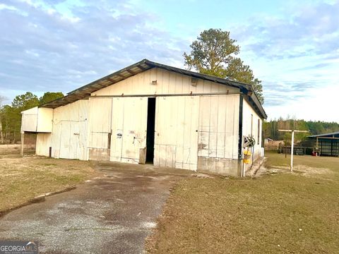 A home in Eastman