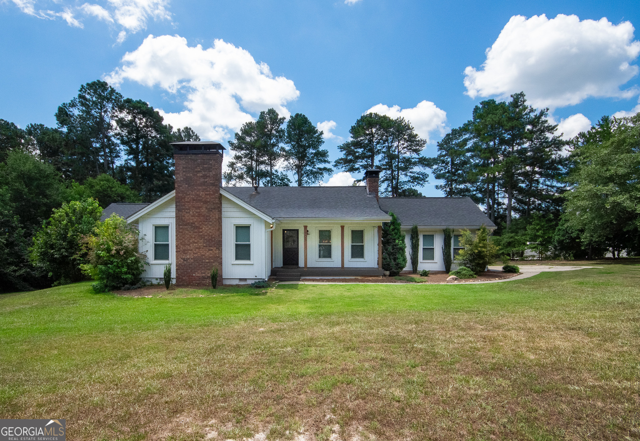 105 Rollingbrook TRL