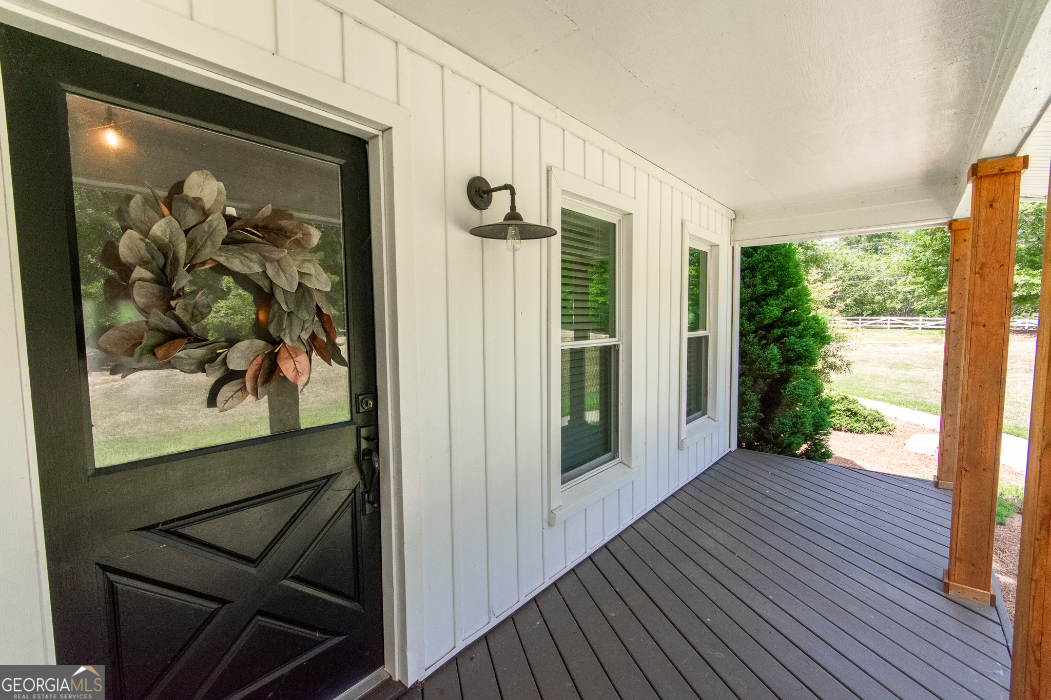 105 Rollingbrook TRL