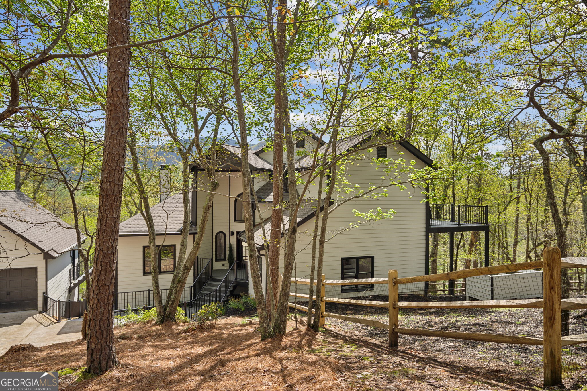 2020 Tamarack DR