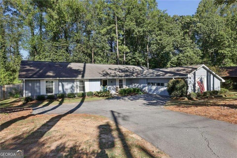 Photo of 2862 Dunnington Circle, Atlanta, GA 30341 (MLS # 10857221)