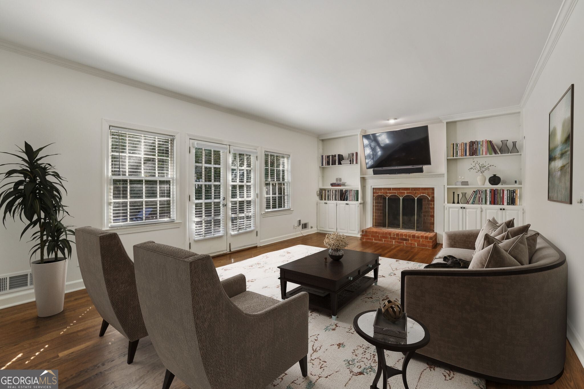 River Chase - Residential