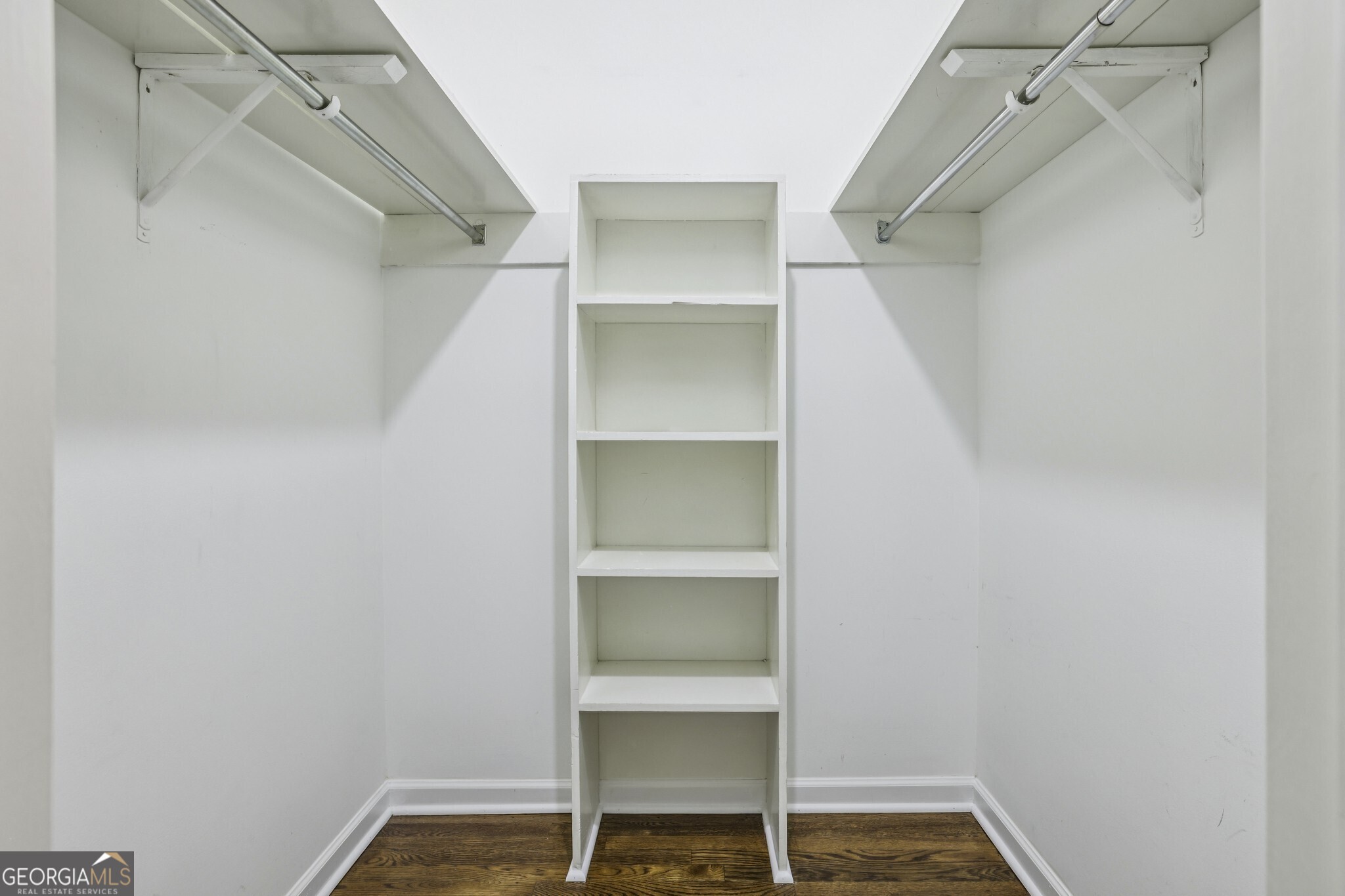 River Chase - Residential