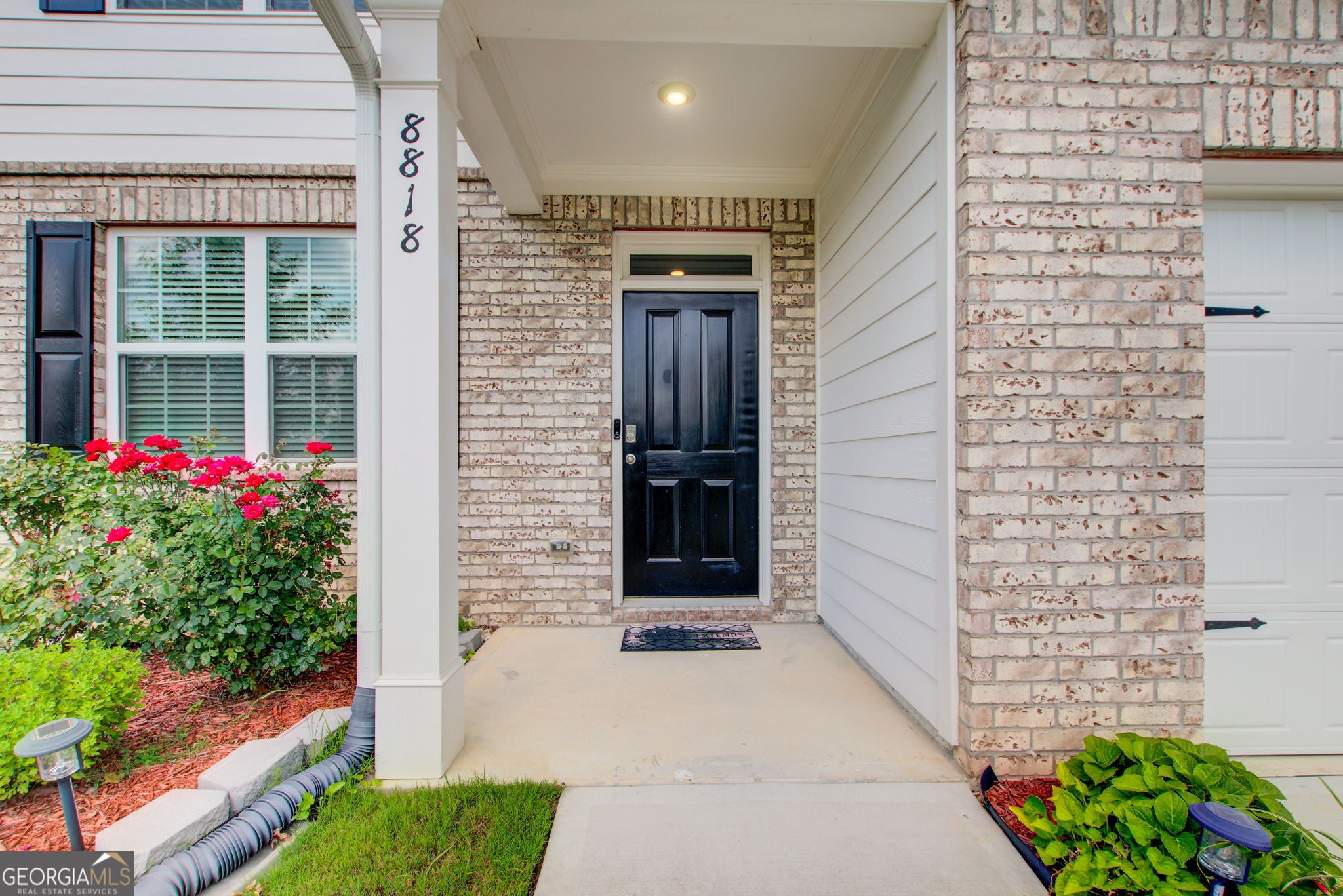 8818 Sibella CT