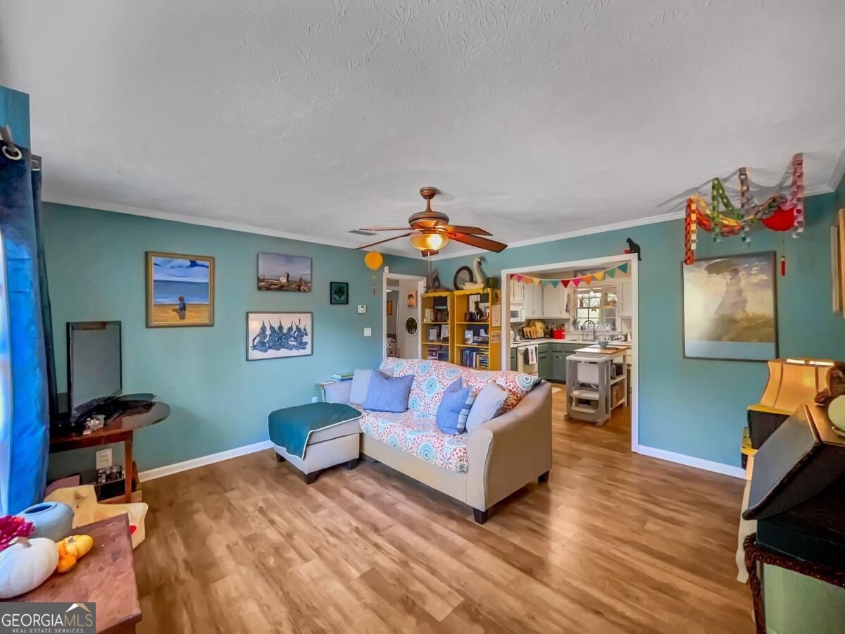 103 Barrington DR 3