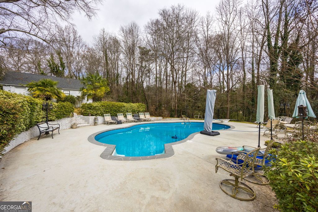 Photo of 141 Meadow Drive, Forsyth, GA 31029 (MLS # 10705304)