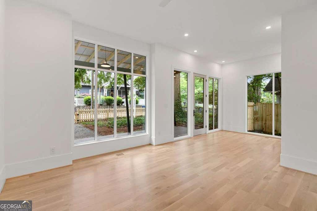 Photo of 1112 Kirkwood Avenue SE, Atlanta, GA 30316 (MLS # 10807217)
