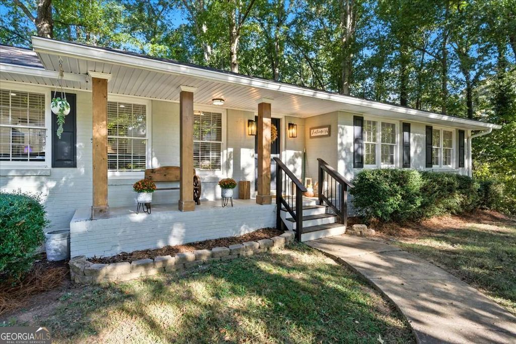 Photo of 7 Thrushwood Road NE, Rome, GA 30161 (MLS # 10666537)