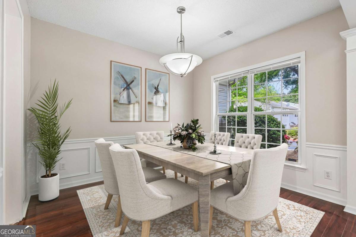 2779 Ashleigh LN
