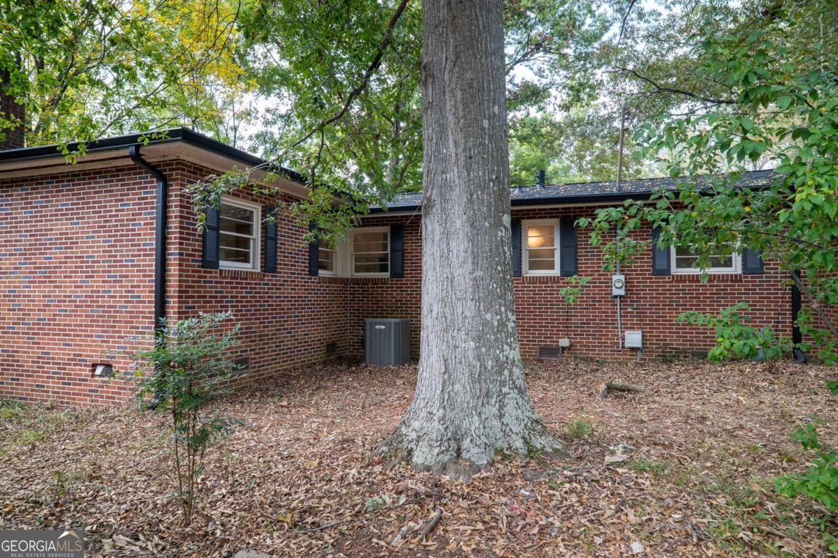 430 Forest RD