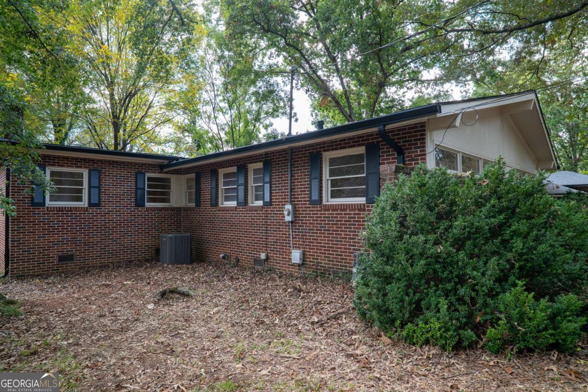 430 Forest RD