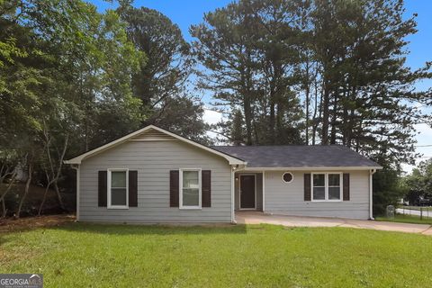 Photo of 6112 Chaseland Drive, Rex, GA 30273 (MLS # 10636796)