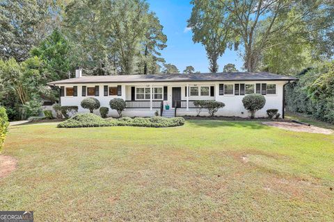 Photo of 160 Winona Drive, Fayetteville, GA 30214 (MLS # 10608134)