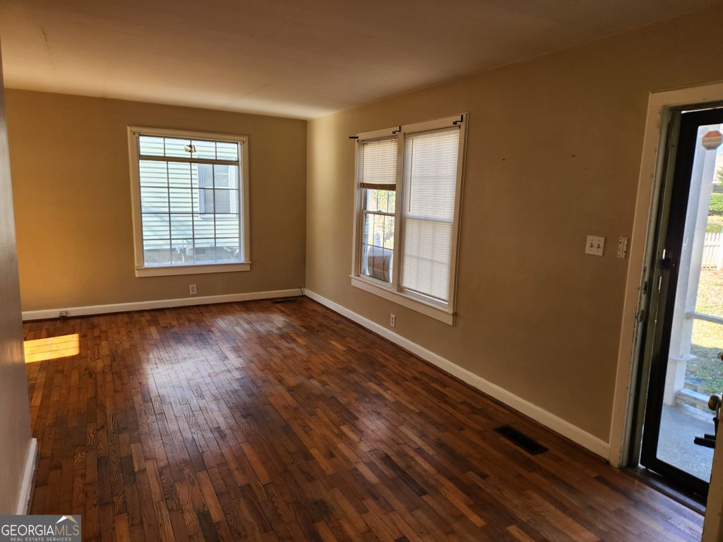 Photo of 719 Charlton Street NW, Rome, GA 30165 (MLS # 10673622)