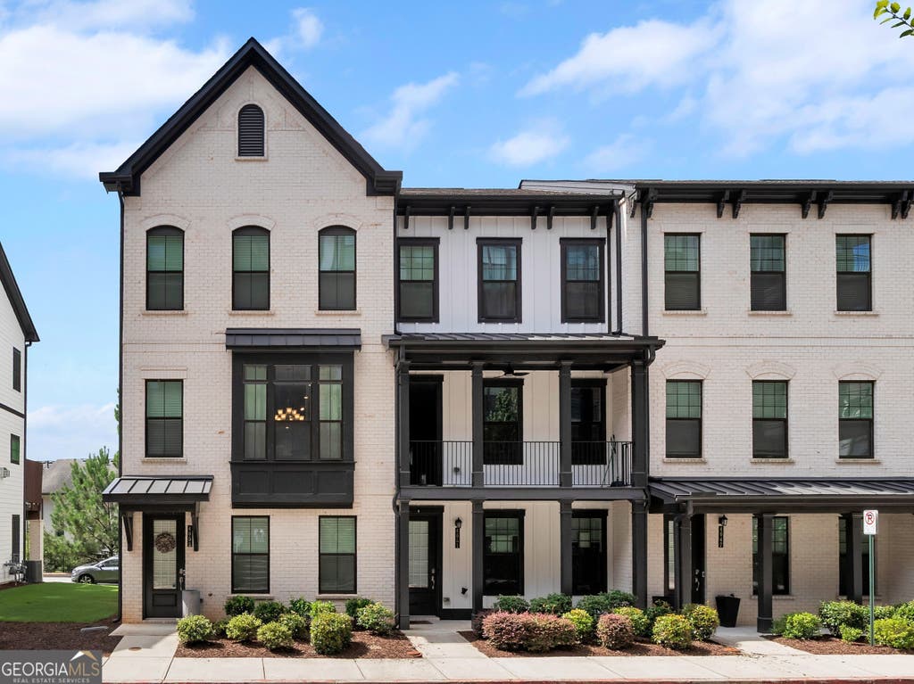 Photo of 4655 Eddibunn Drive SE, Smyrna, GA 30080 (MLS # 10810518)