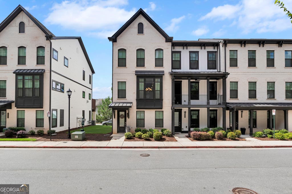 Photo of 4655 Eddibunn Drive SE, Smyrna, GA 30080 (MLS # 10810518)