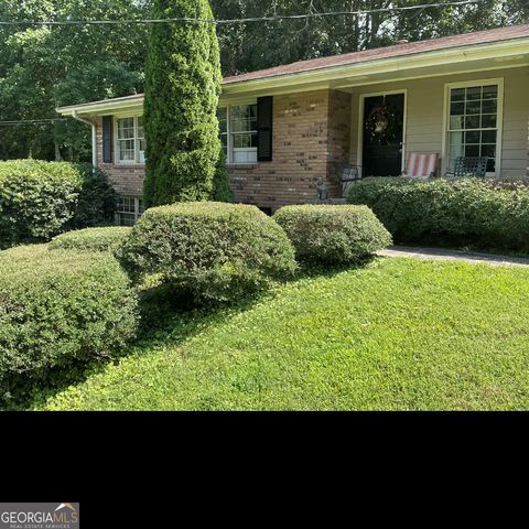 2490 Freydale RD SE Marietta GA 30067