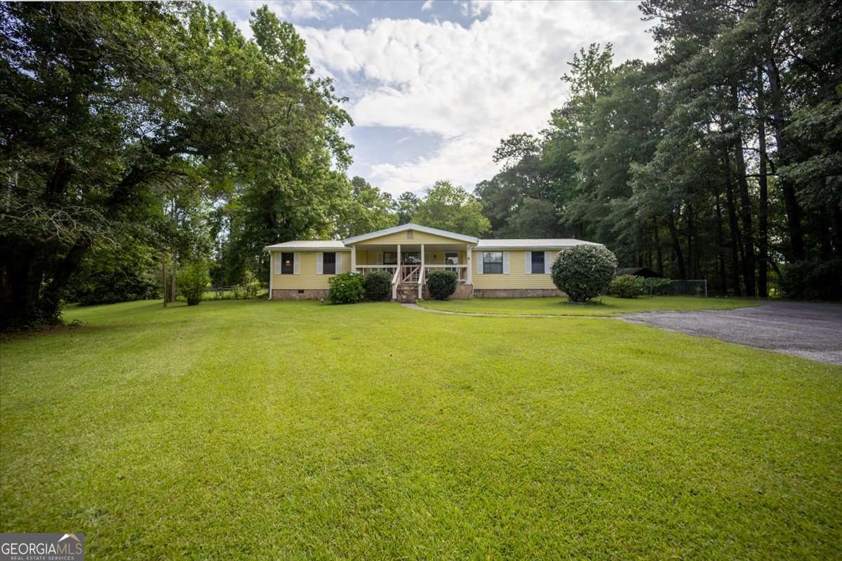 1205 Humphries RD NW