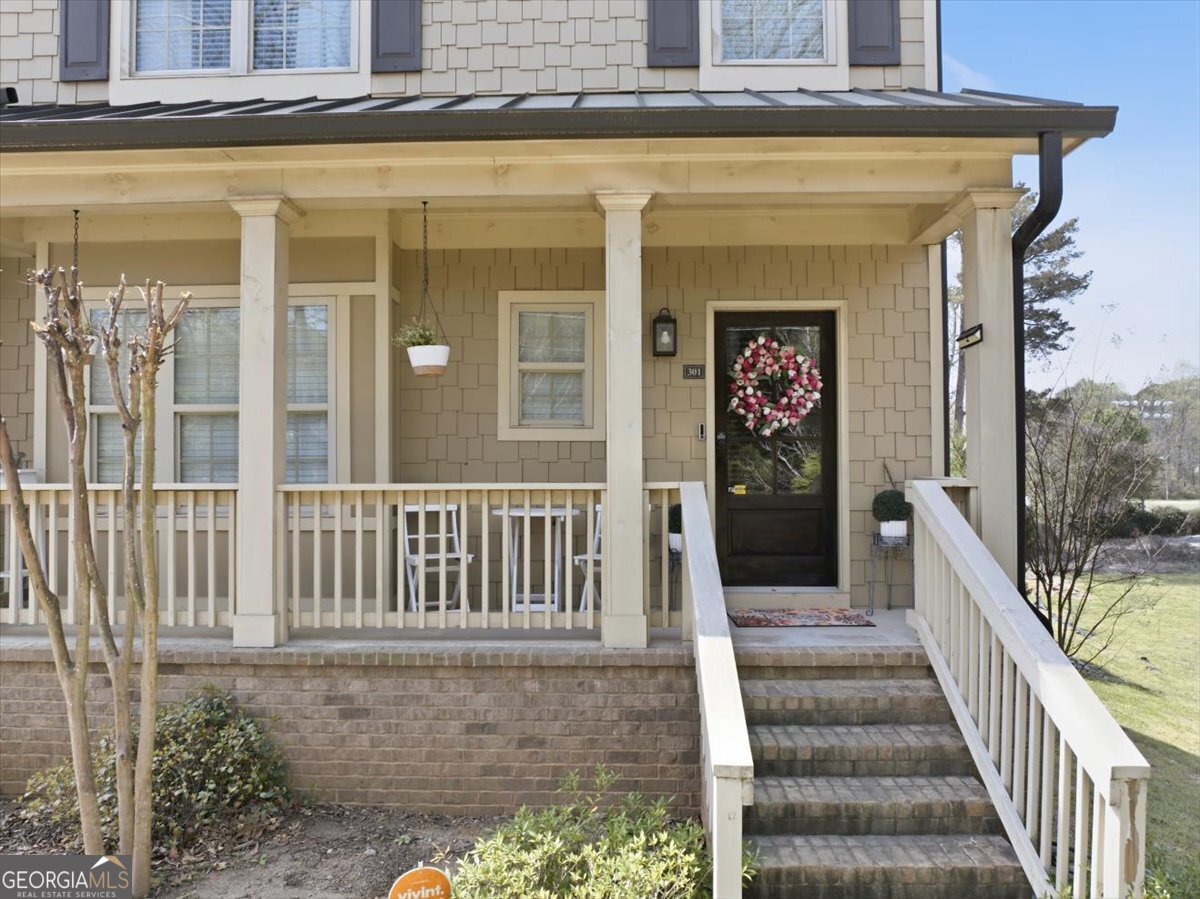 301 Jackson PL NW