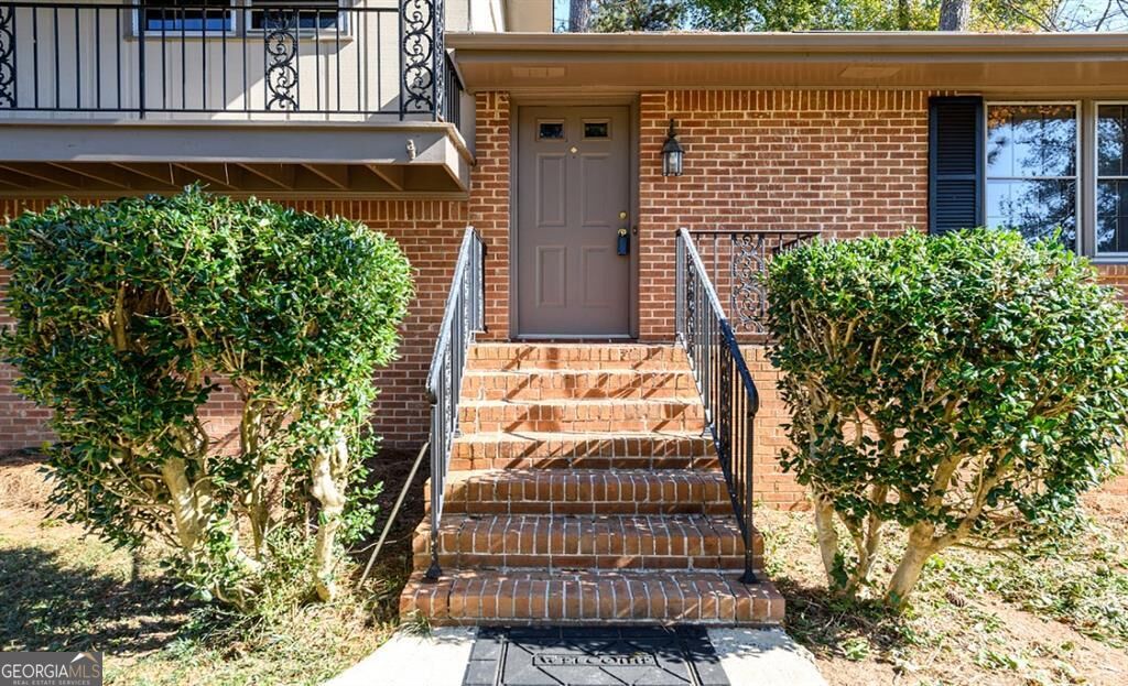 Photo of 462 Emily Drive SW, Lilburn, GA 30047 (MLS # 10868234)