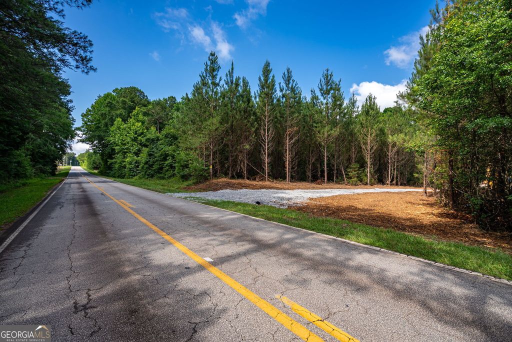 Photo of 2 Brewer's Bridge Road, Elberton, GA 30635 (MLS # 10791232)