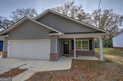 Tiny photo for 16 Walker Street, Cartersville, GA 30120 (MLS # 10626368)
