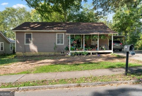 Tiny photo for 16 Walker Street, Cartersville, GA 30120 (MLS # 10626368)