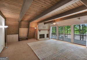 155 Collins RD