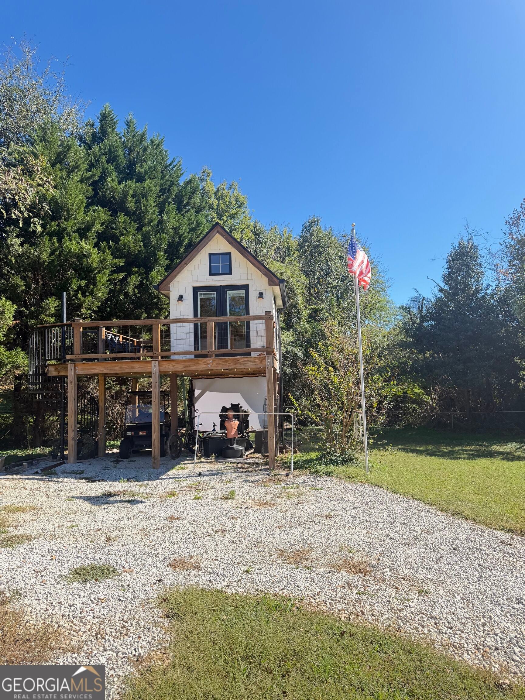 45 Stokes DR