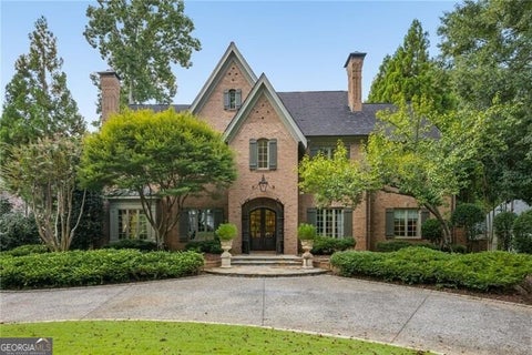 Photo of 3874 Vermont Road NE, Atlanta, GA 30319 (MLS # 10869171)