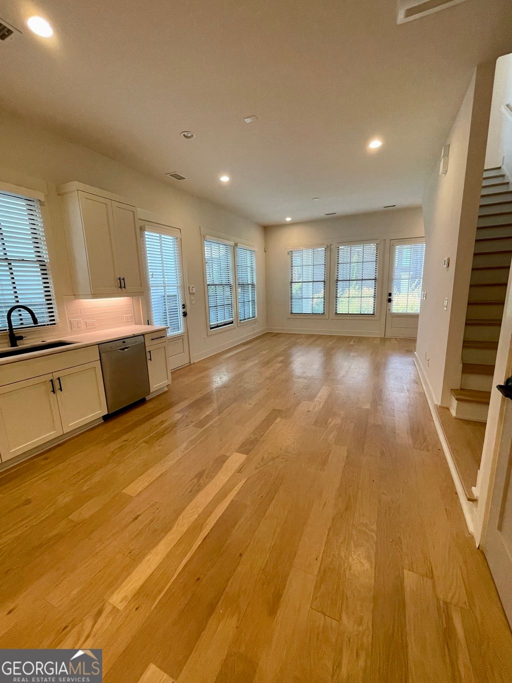 Photo of 165 Kelmscott Lane, Fayetteville, GA 30214 (MLS # 10678302)