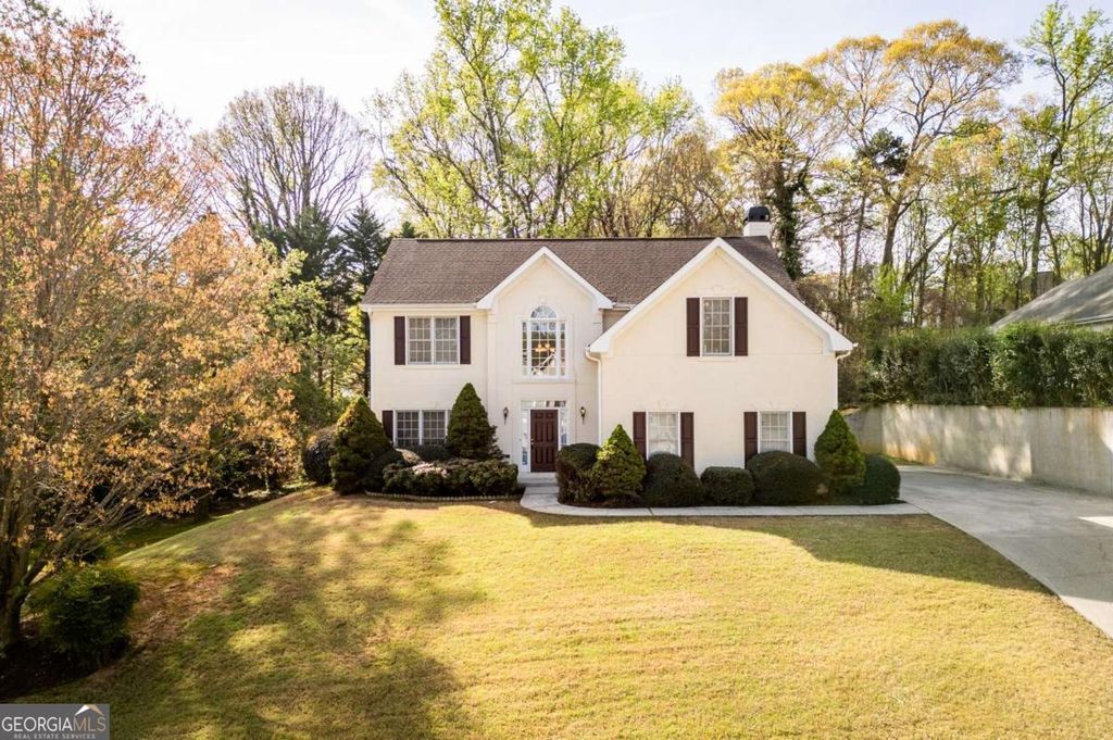 Photo of 159 Roberts Road, Suwanee, GA 30024 (MLS # 10722602)