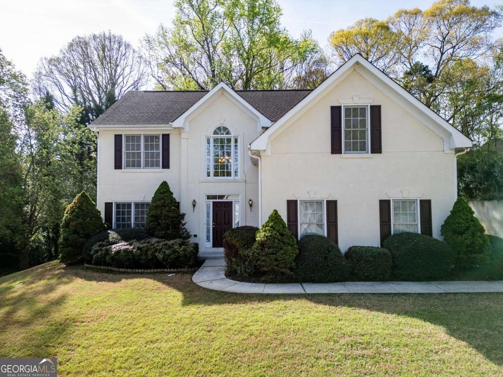 Photo of 159 Roberts Road, Suwanee, GA 30024 (MLS # 10722602)