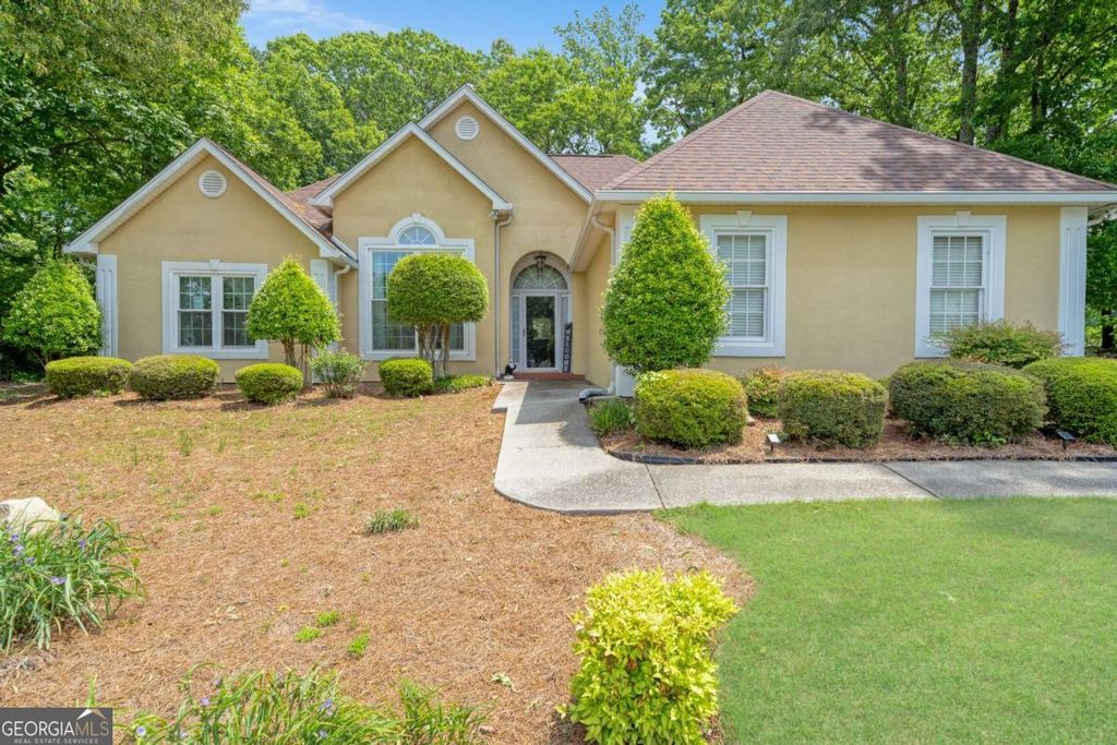Photo of 184 Glenn Eagles Way, Hiram, GA 30141 (MLS # 10754963)