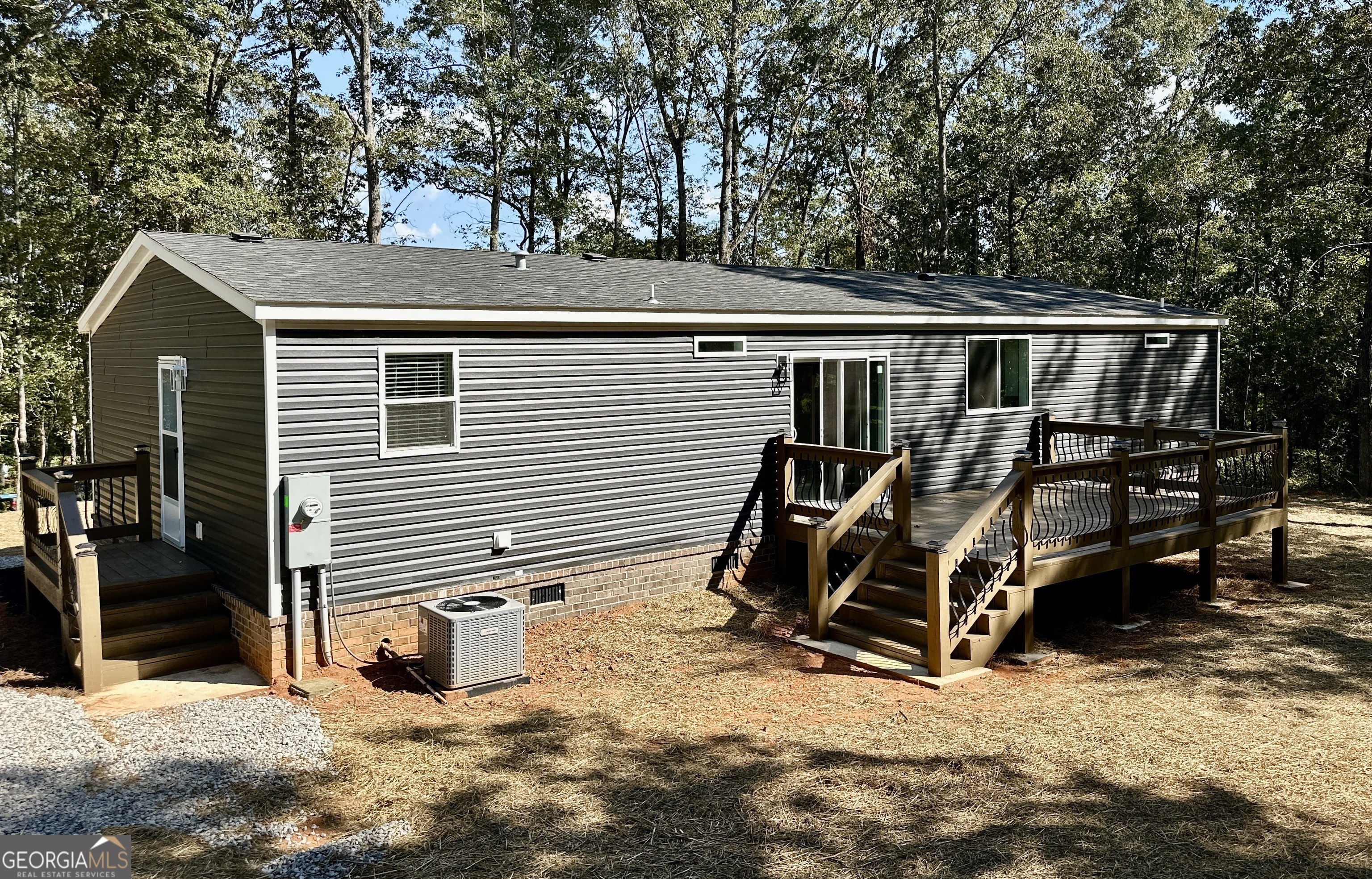 1058 Cannon Bridge RD