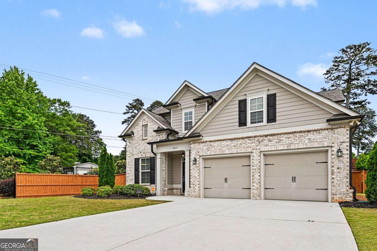 4717 Stridemore CT
