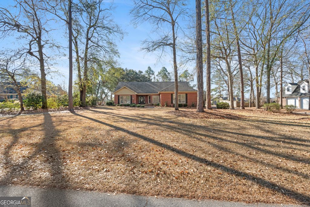 Photo of 1018 Hunters Pointe Drive, Statesboro, GA 30461 (MLS # 10683845)