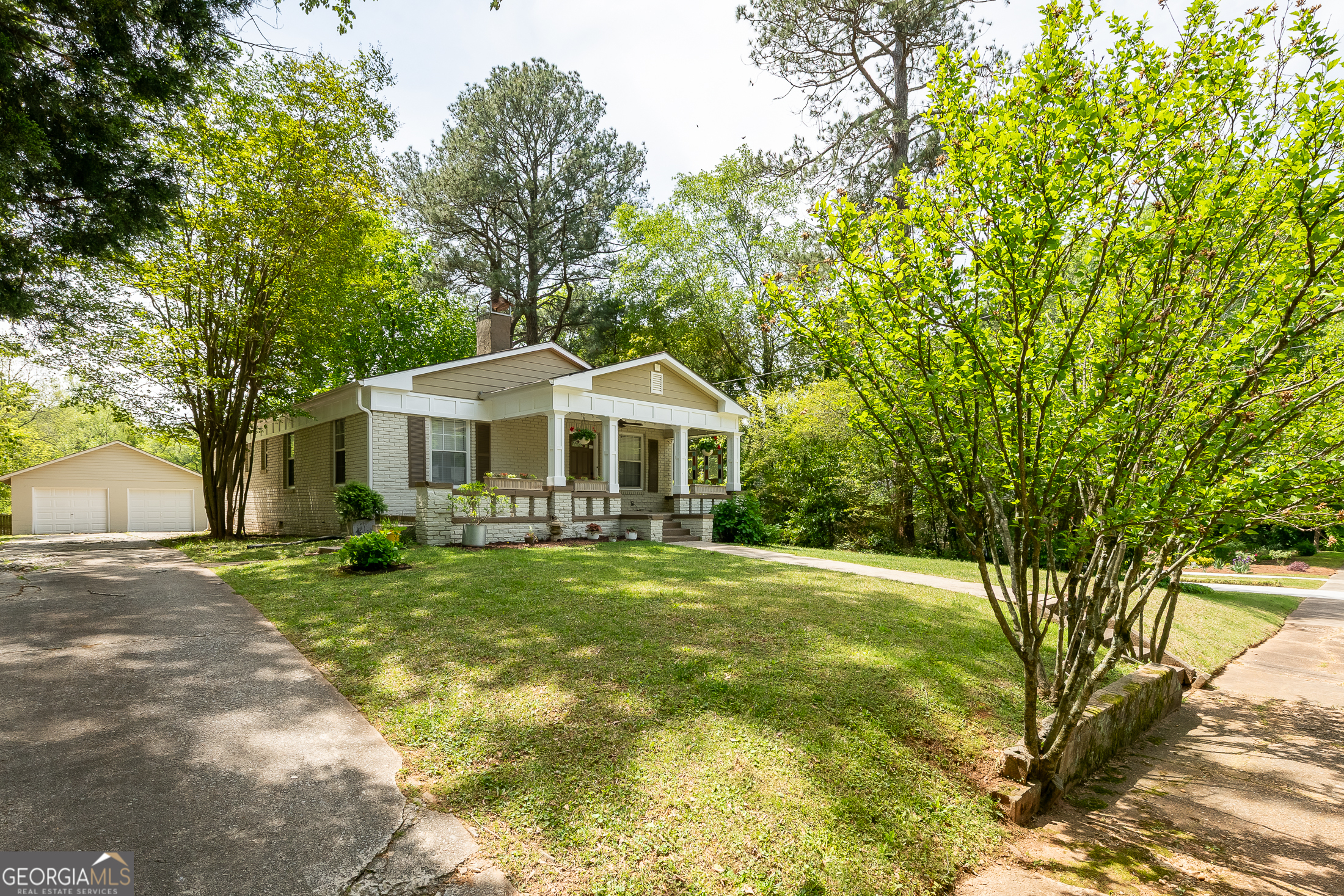 1104 Victory DR SW