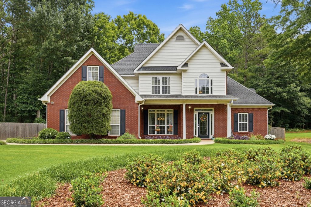 Photo of 445 huiet DR, mcdonough, GA 30252 (MLS # 10774809)