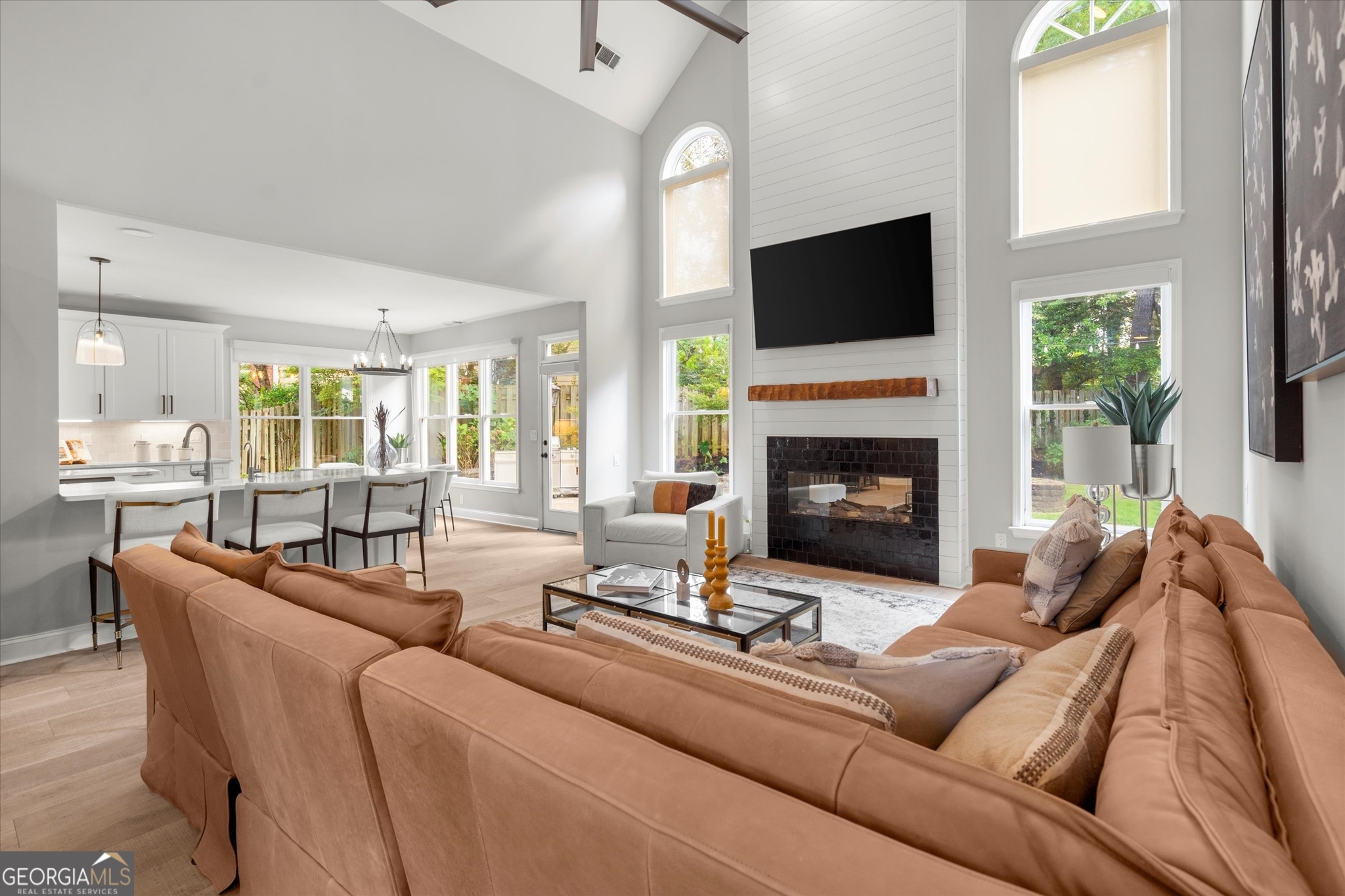 4015 Breckenridge CT