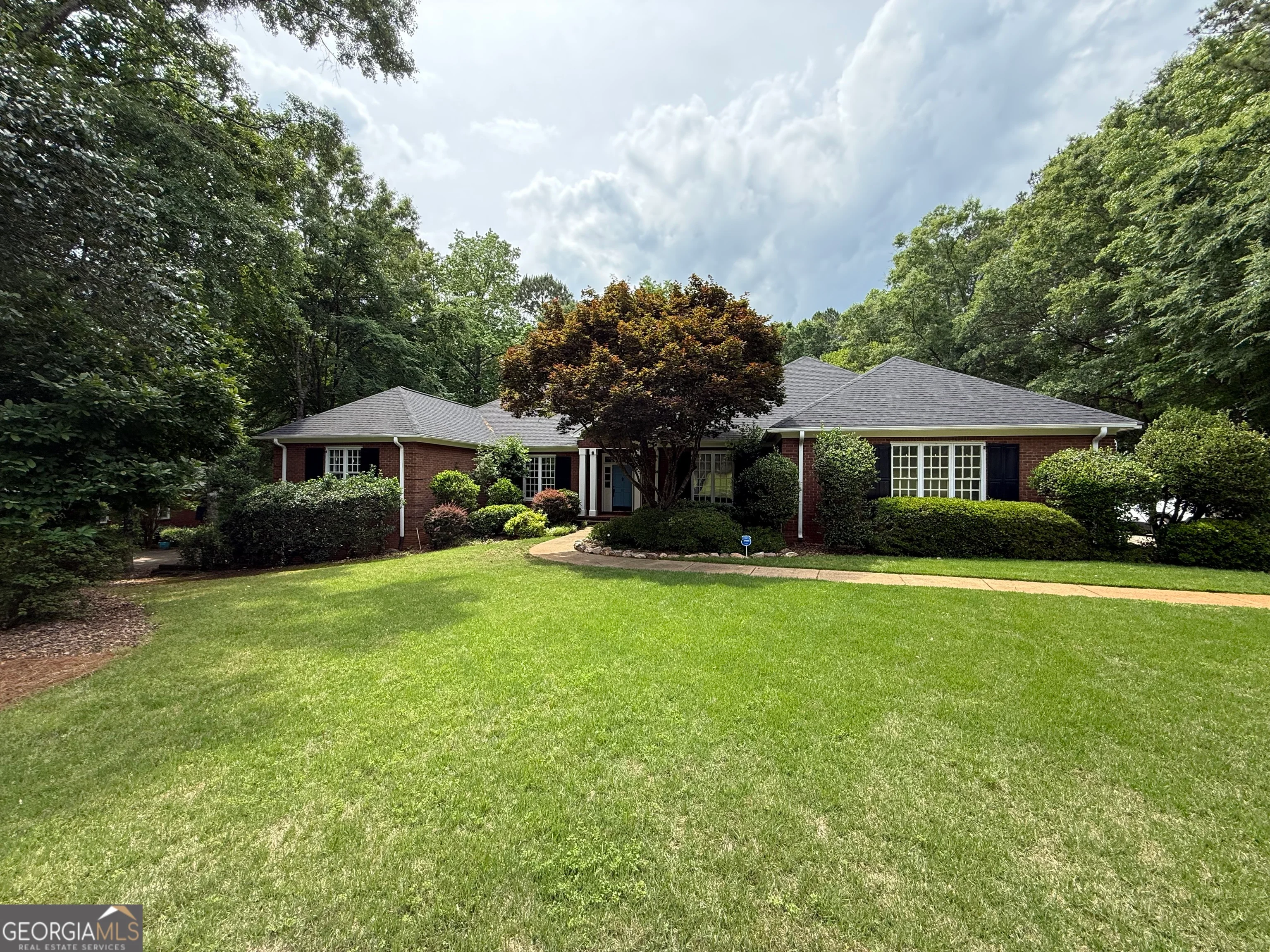 117 Woodchase Drive