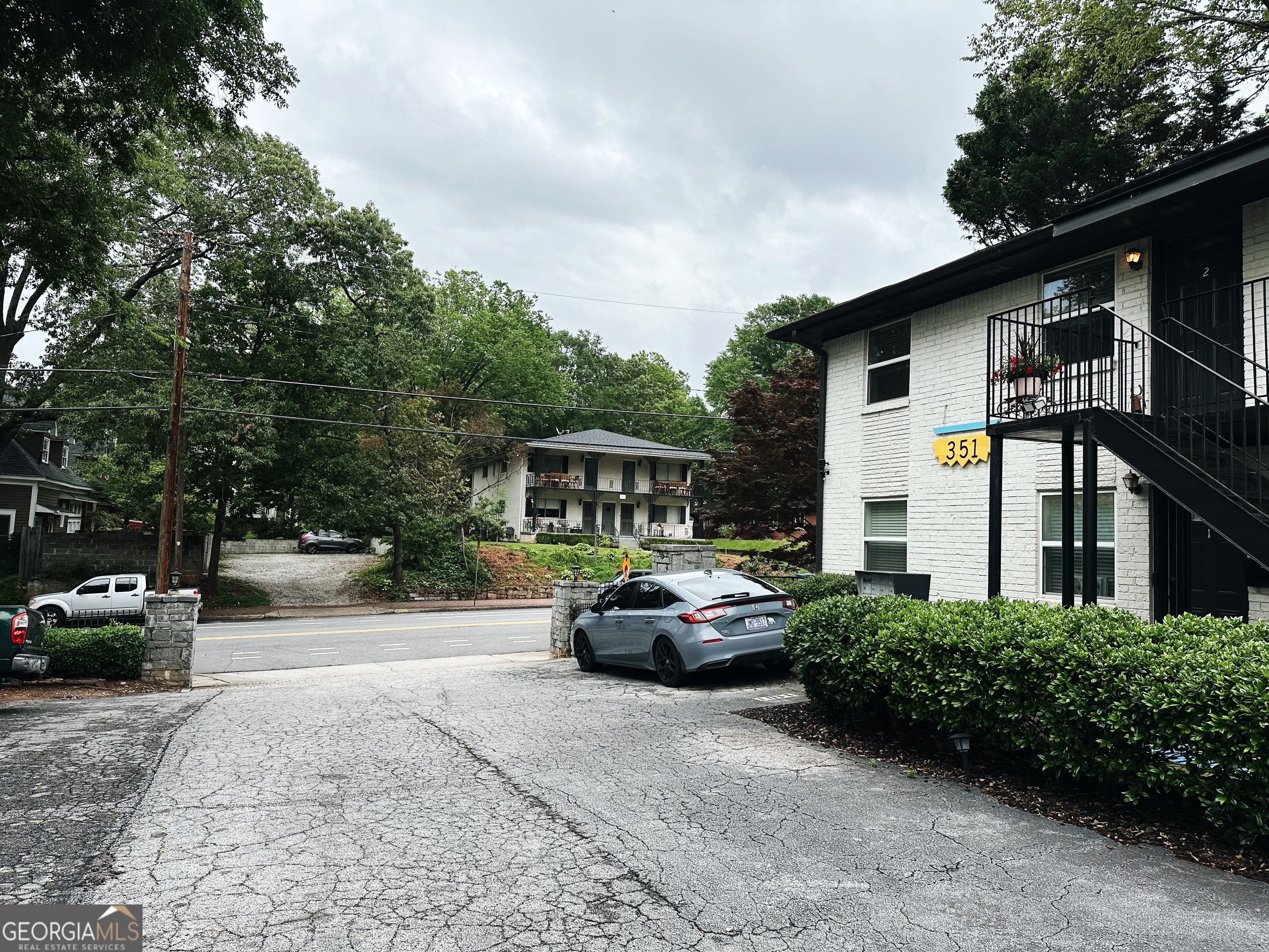 351 Cherokee AVE SE APT 10