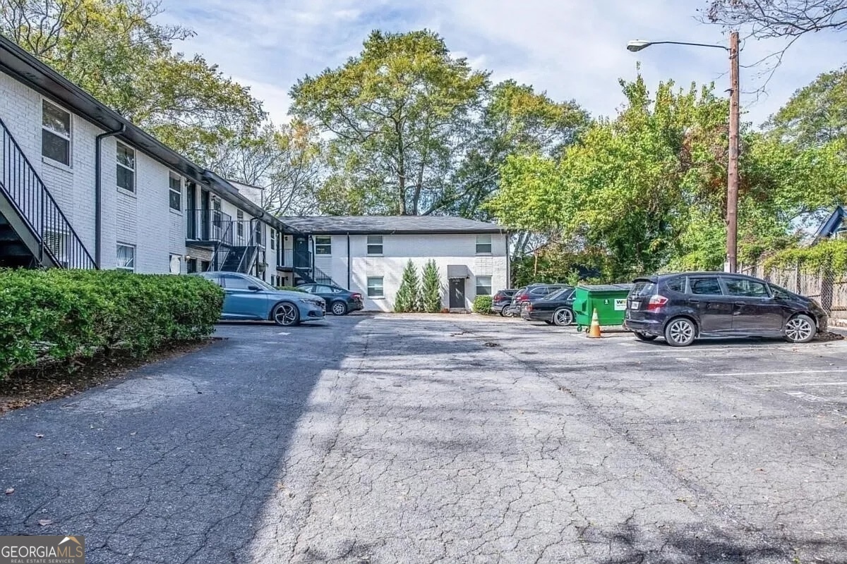 351 Cherokee AVE SE APT 10