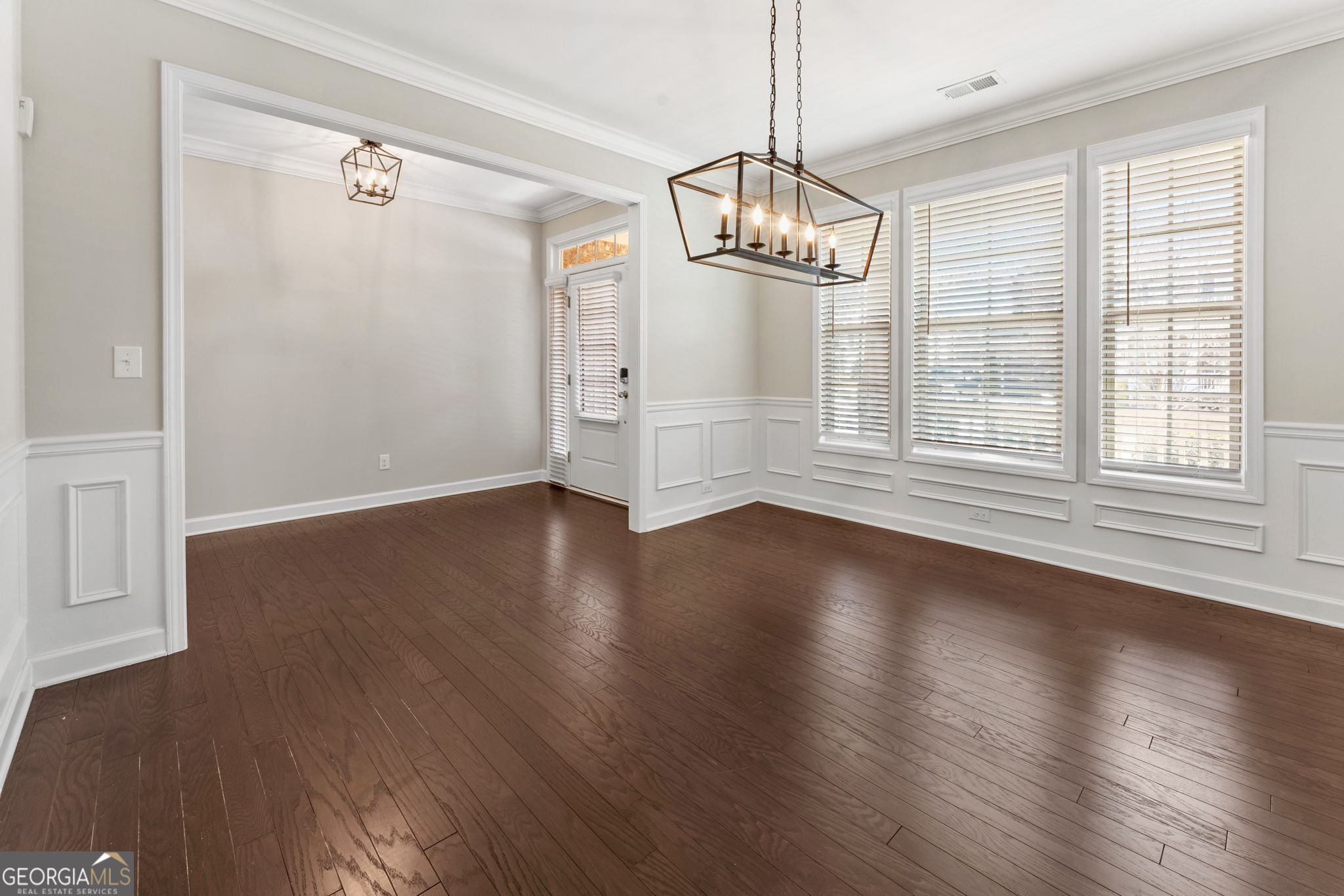 4954 Grace Harris ST