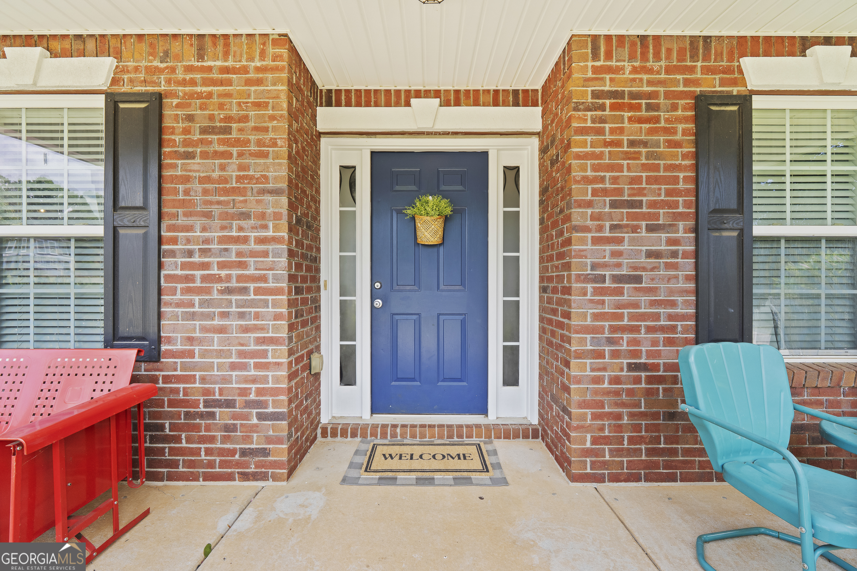 260 Bridgemill LN